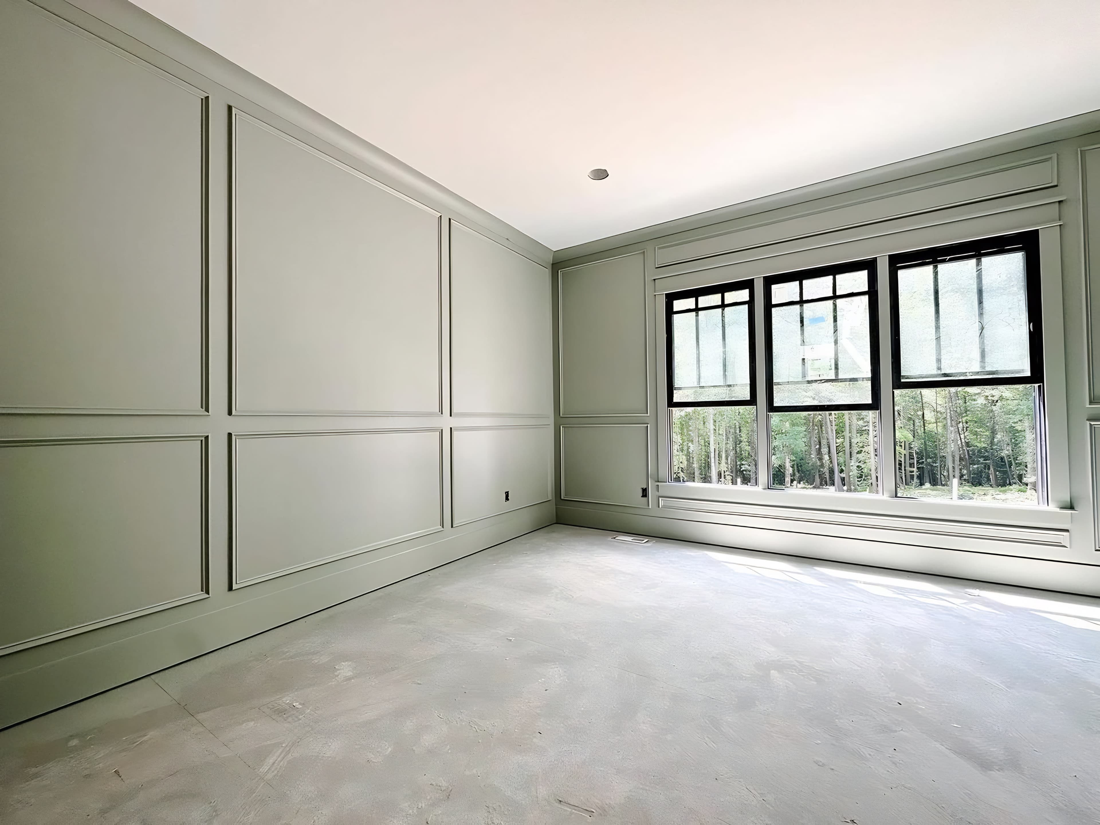 charcoal_moulding_supplier_in_gurgaon