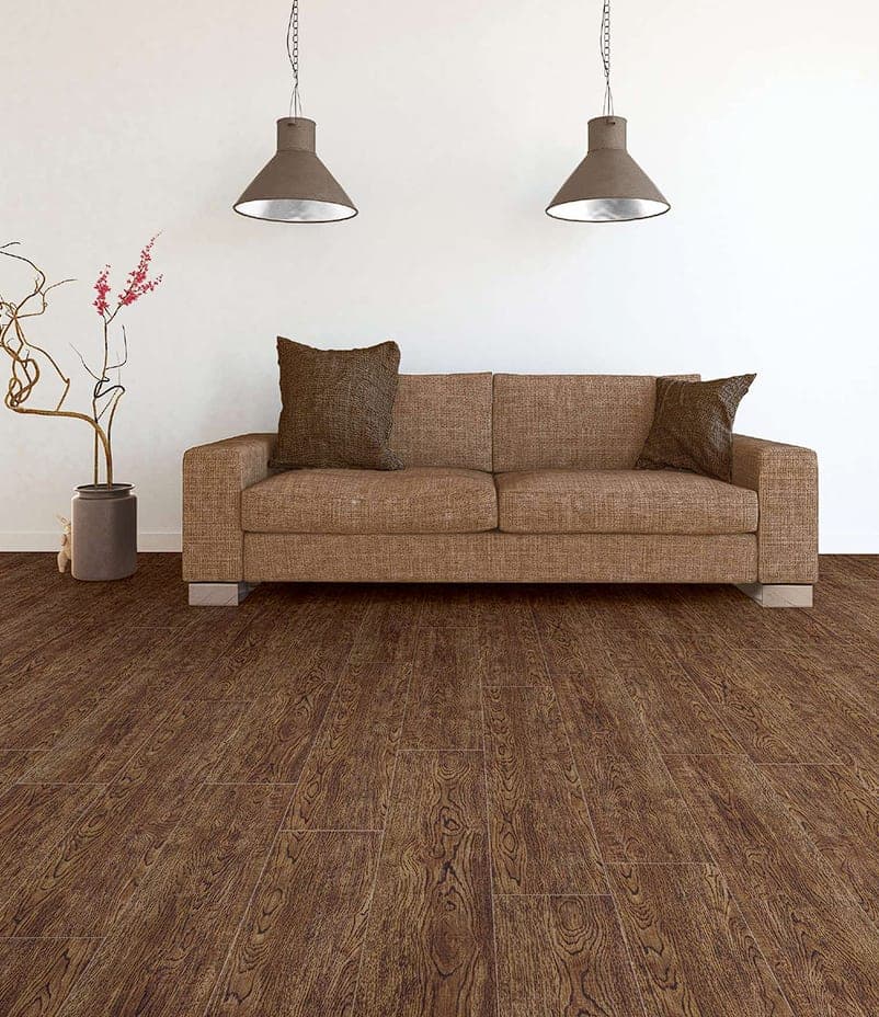 oak_color_laminate_flooring_installed